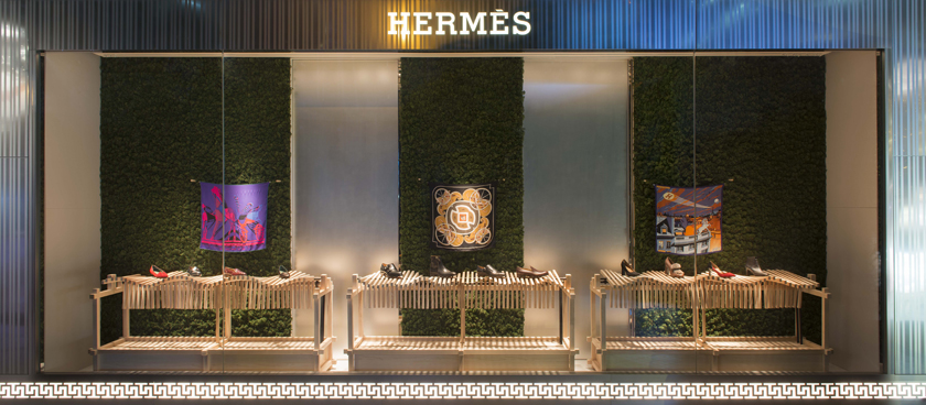 hermes_windowdisplay_001